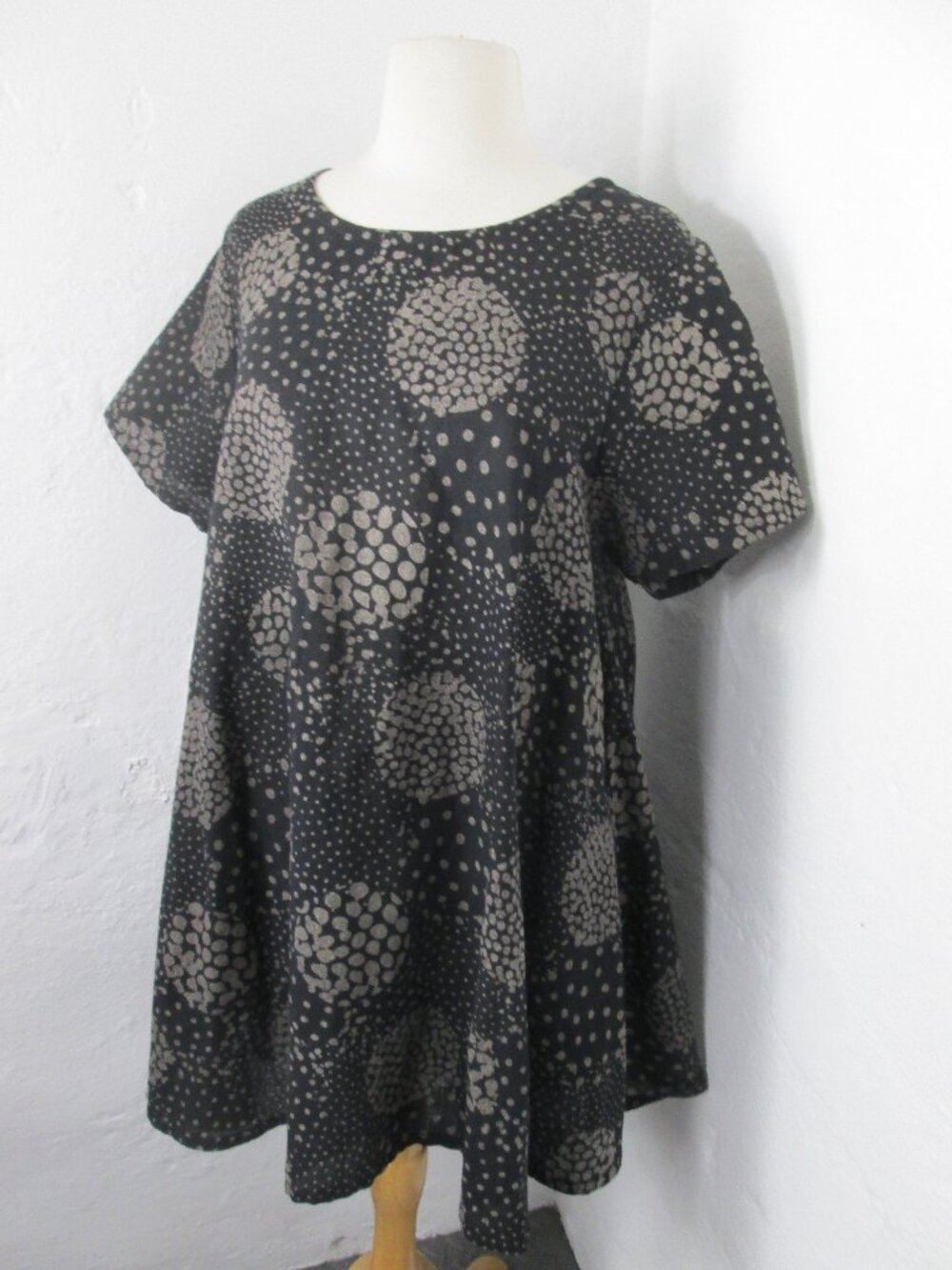 Mao Mam Cotton Babydoll Swing Tunic Top Women's L Black Geometric Short Sleeve